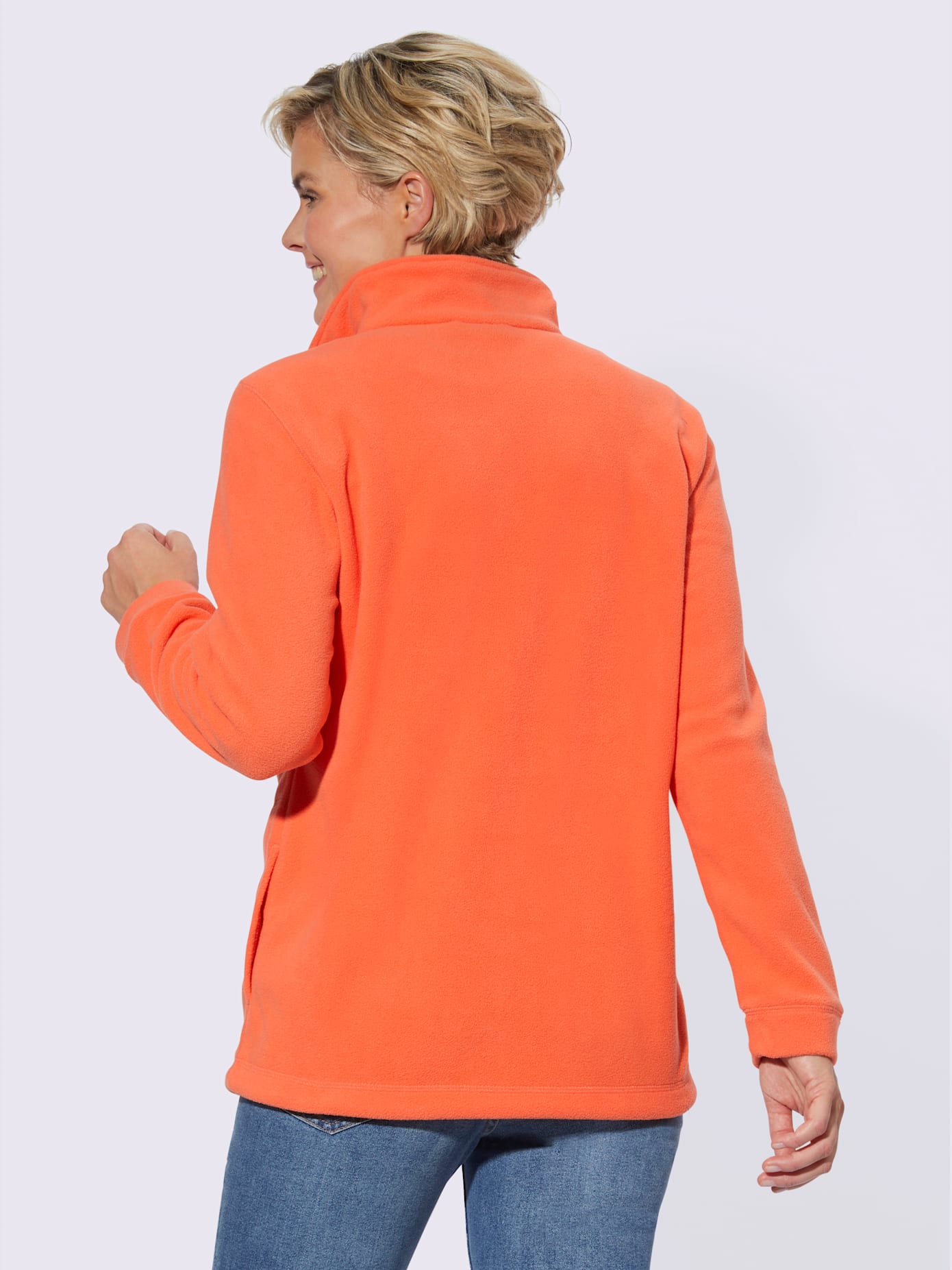 Veste polaire traitement contre les bouloches