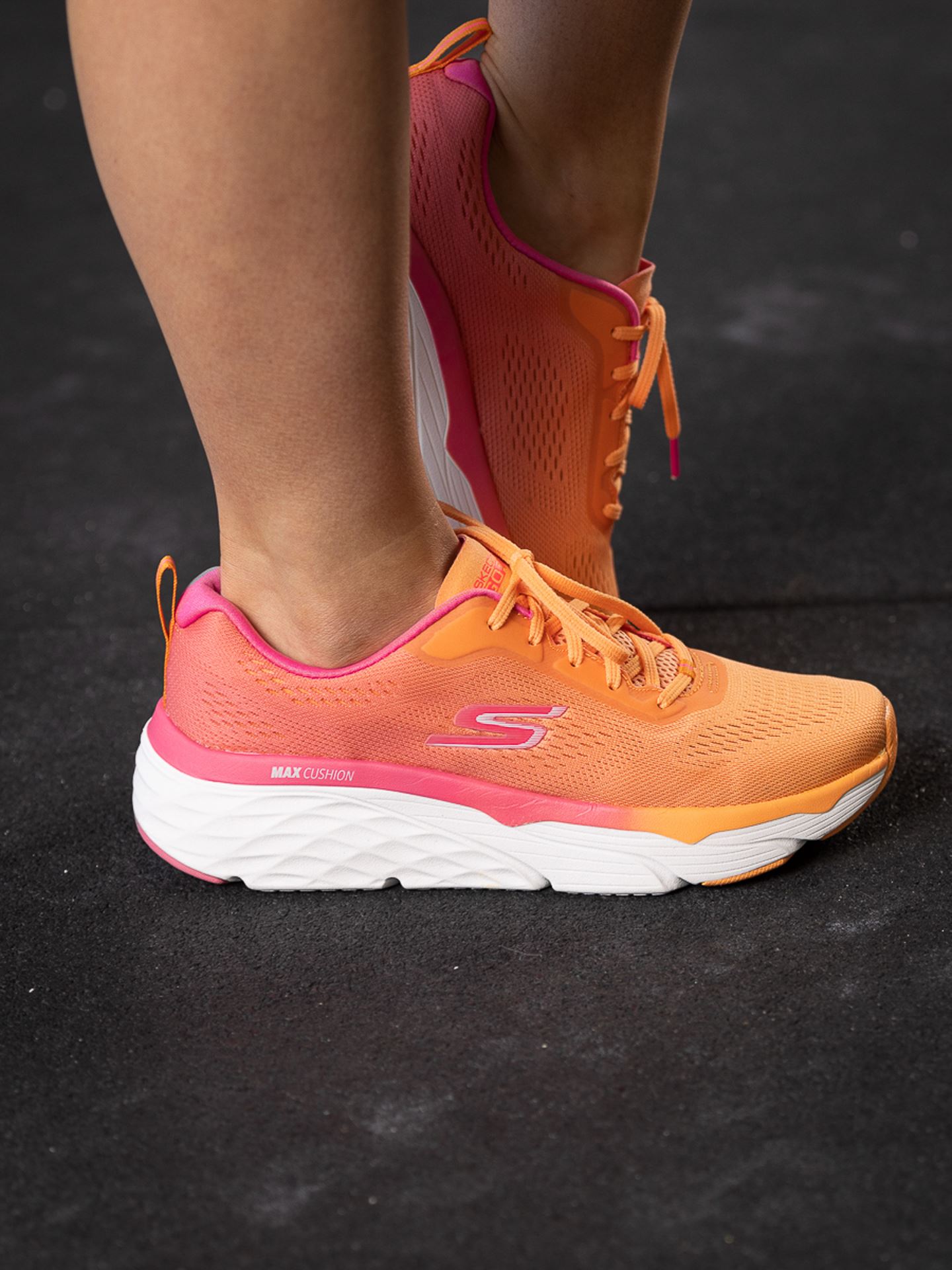 Max Cushioning Elite