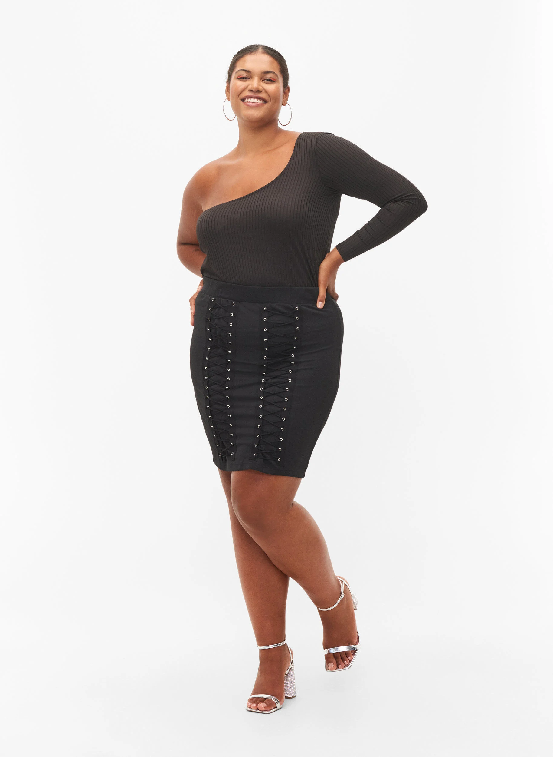 One-shoulder bluse