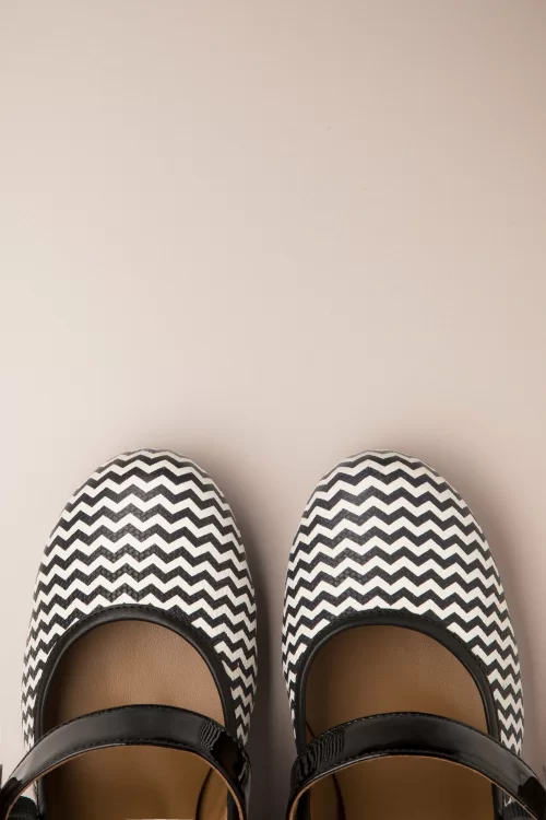 Nemonic Madera Mary Jane pumps in zwart en wit