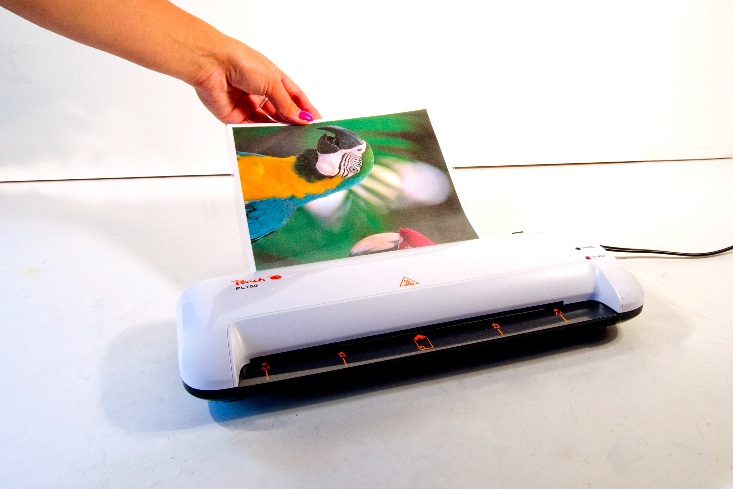 Peach Premium Laminator PL750, A4