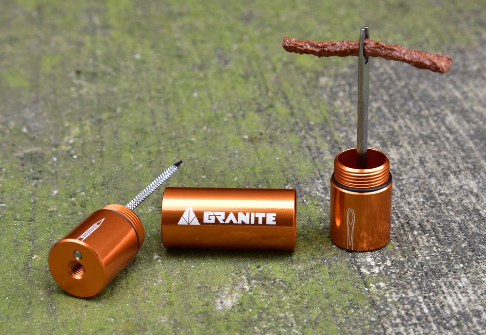 Granite Stash Tire Plug Tubeless Reparatur Werkzeug kaufen | Bike-Discount
