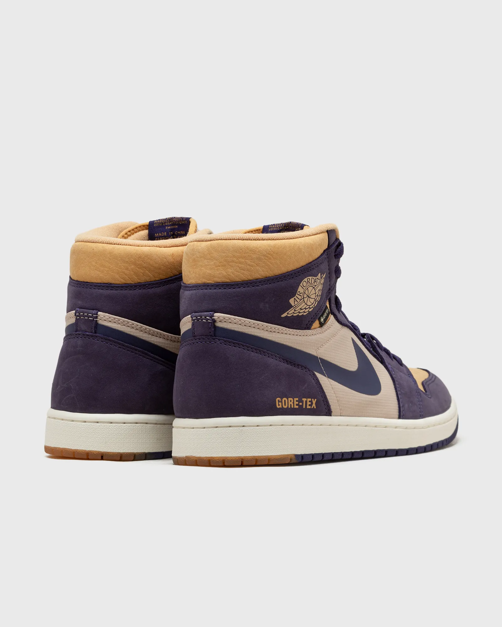 Jordan Air Jordan 1 High Element Shoes
