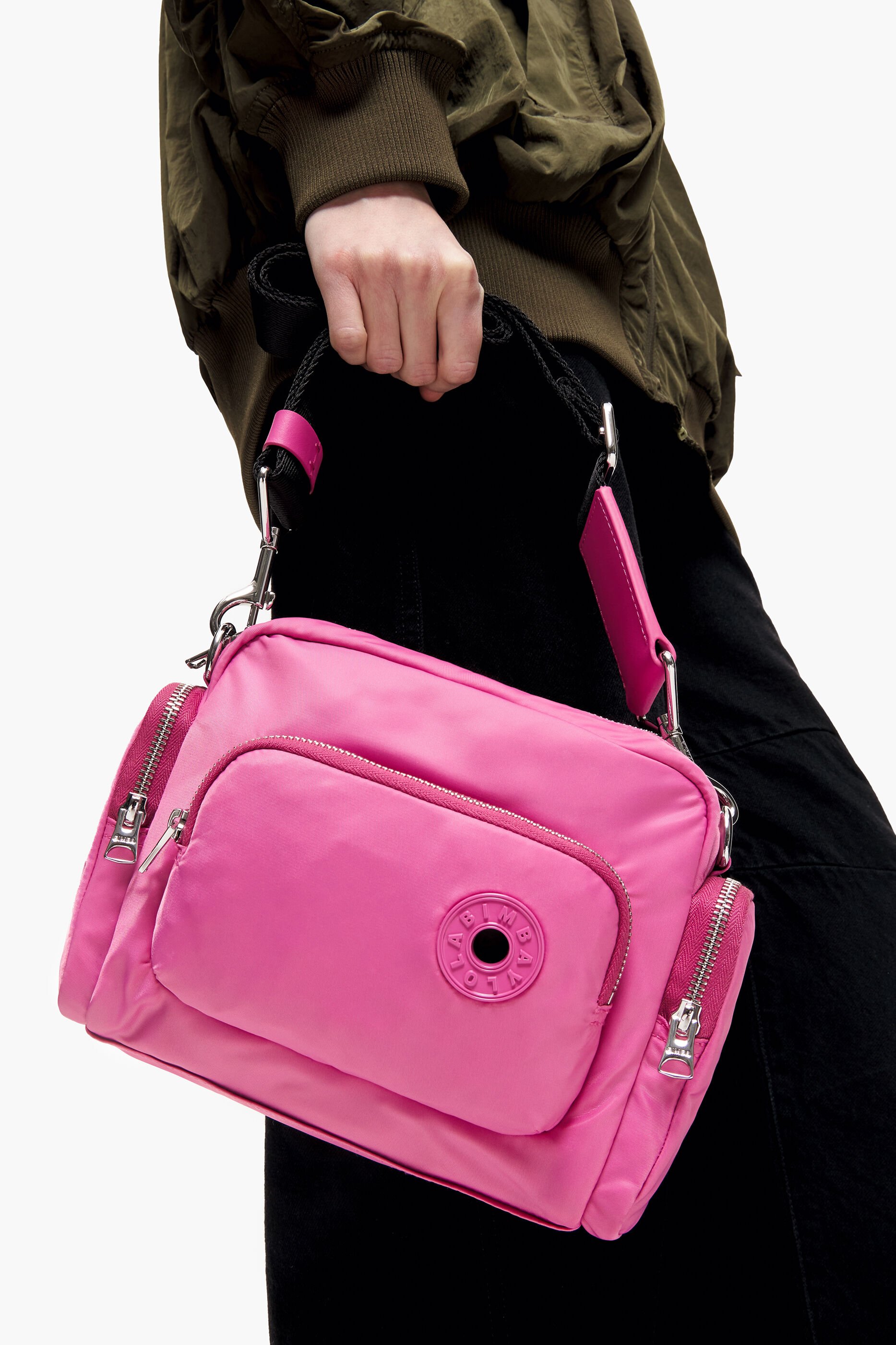 Bolsa de ombro M em nylon rosa