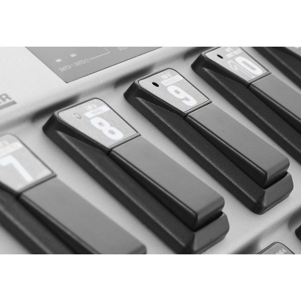 Behringer FCB-1010 Fußleiste