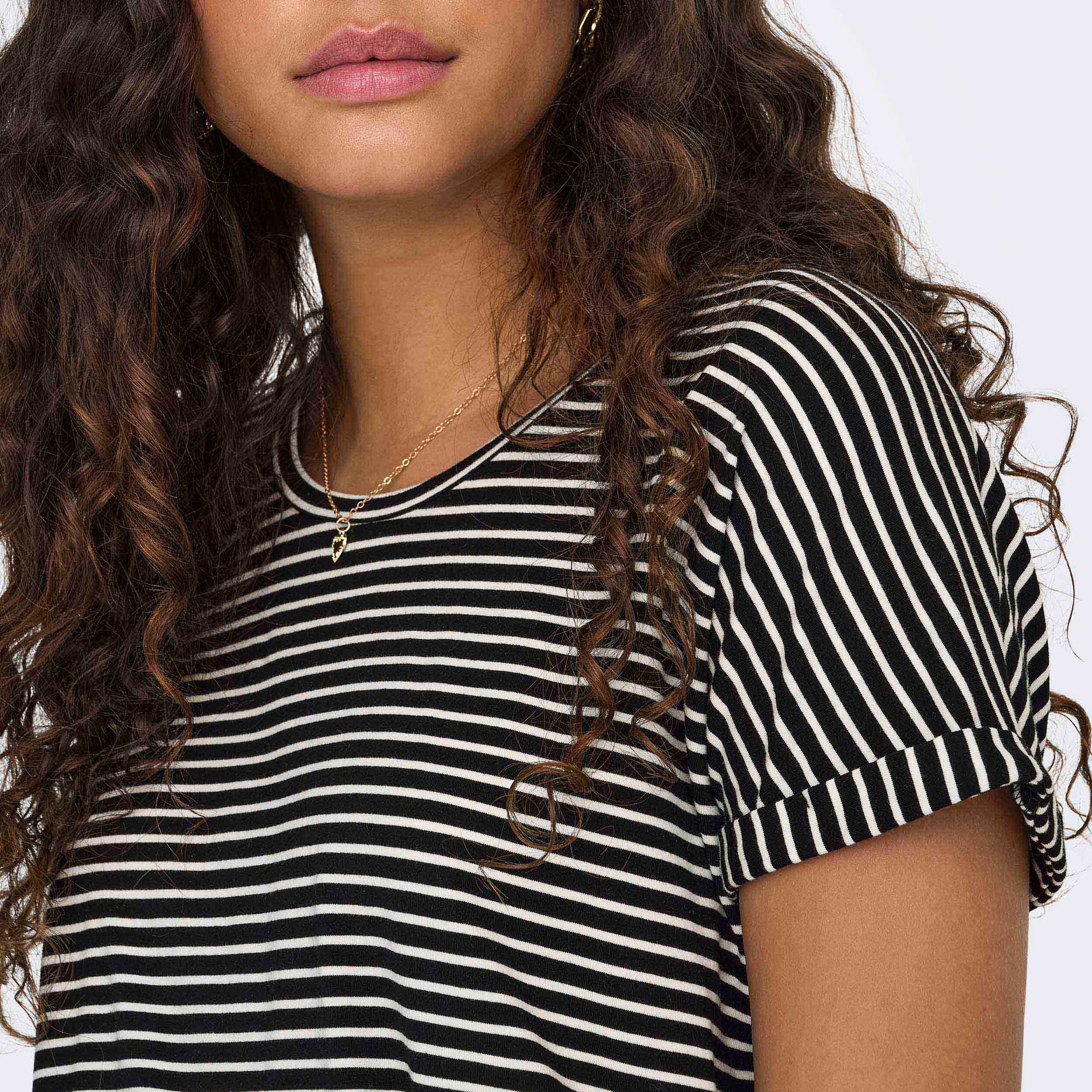 T-shirt Femme bleu marine