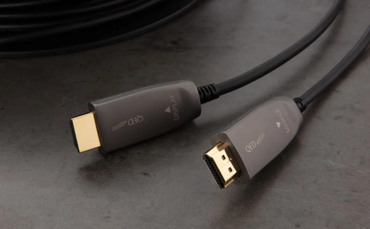 QED Performance Optical HDMI 2.1 (15 m) Câbles HDMI