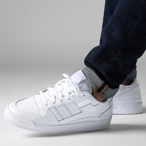 Baskets Forum Low FY7755 Footwear White