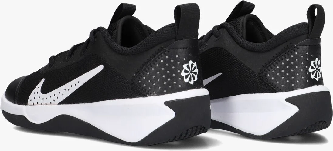 NIKE zwarte nike lage sneakers omni multi-court (gs)