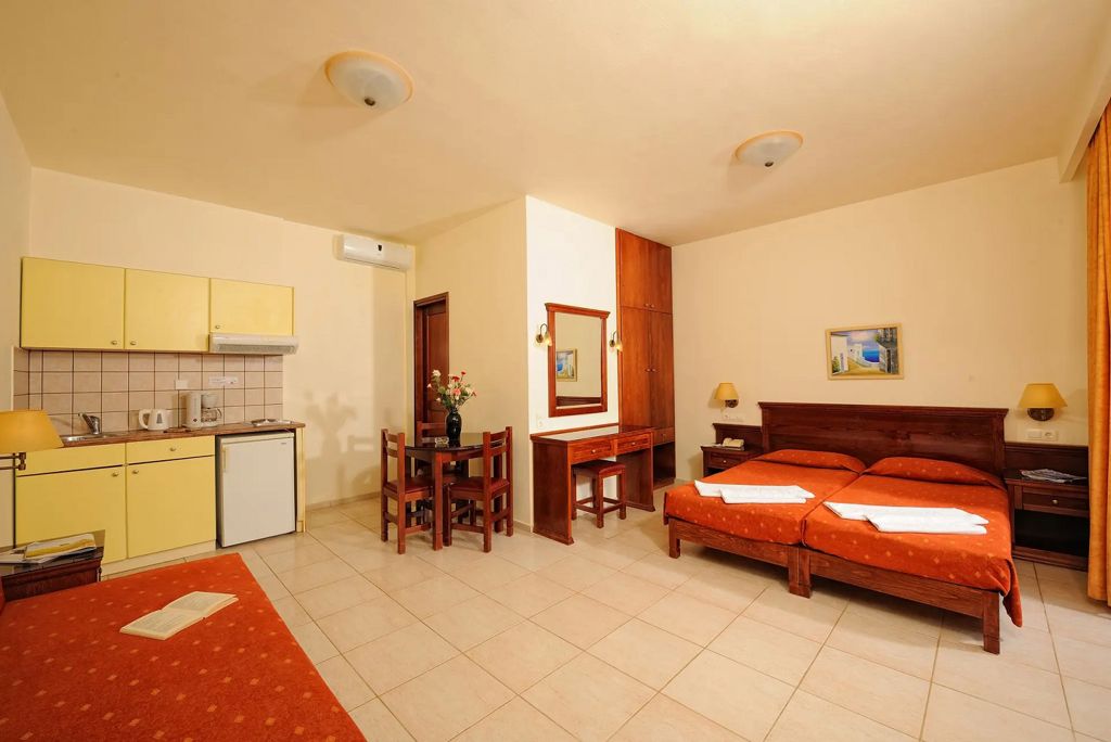 Maria Lambis Apartments Logies - Hotel