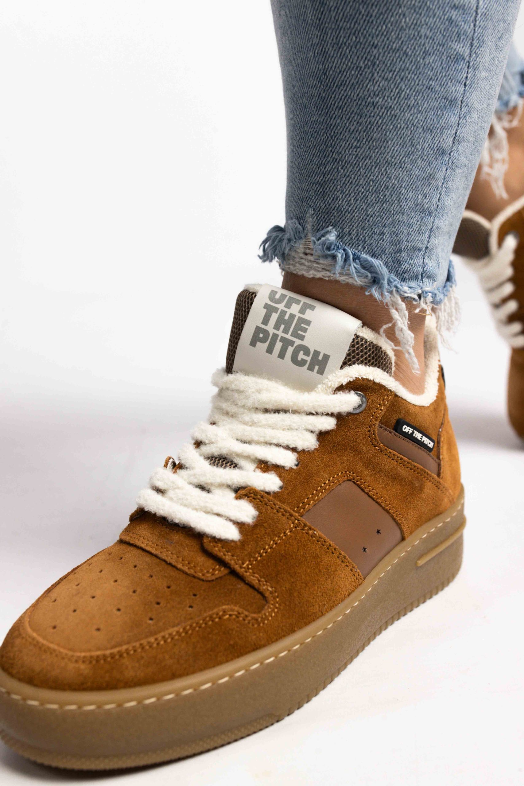 Off The Pitch Mocha Sneakers Dames Bruin