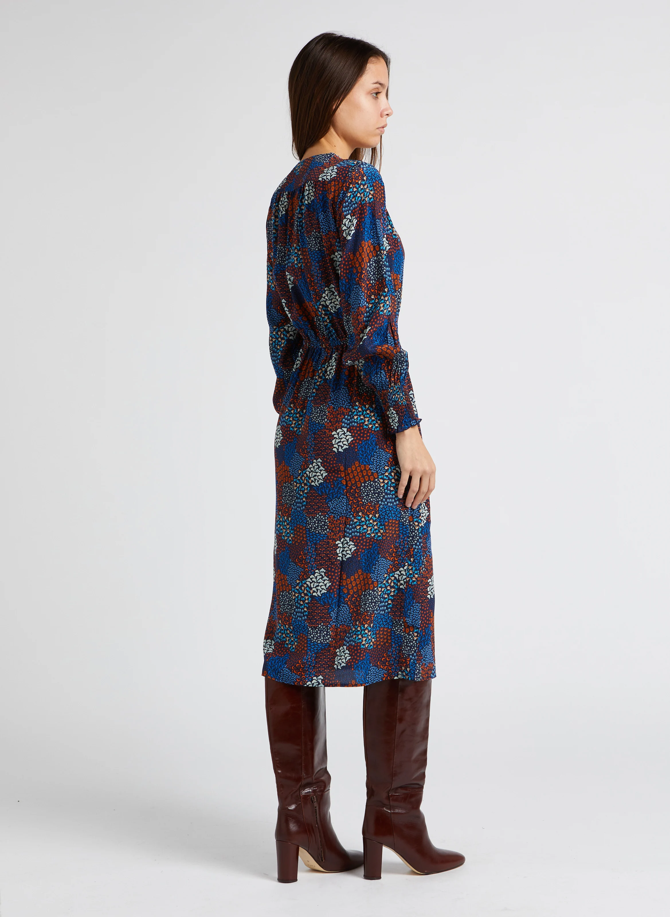 HEROINE - Robe longue col V en soie | Bleu