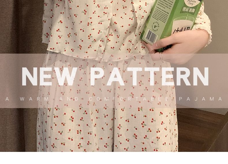 Siensien - Pyjamaset: bedrukt hemdje + licht jasje + broek