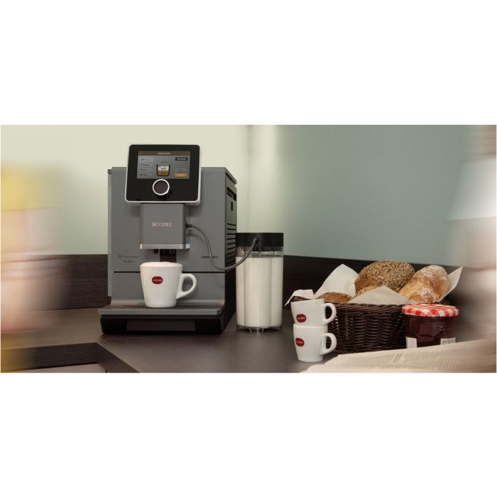 Nivona Kaffeevollautomat CafeRomatica NICR 970 // 1kg Nivona Kaffee gratis