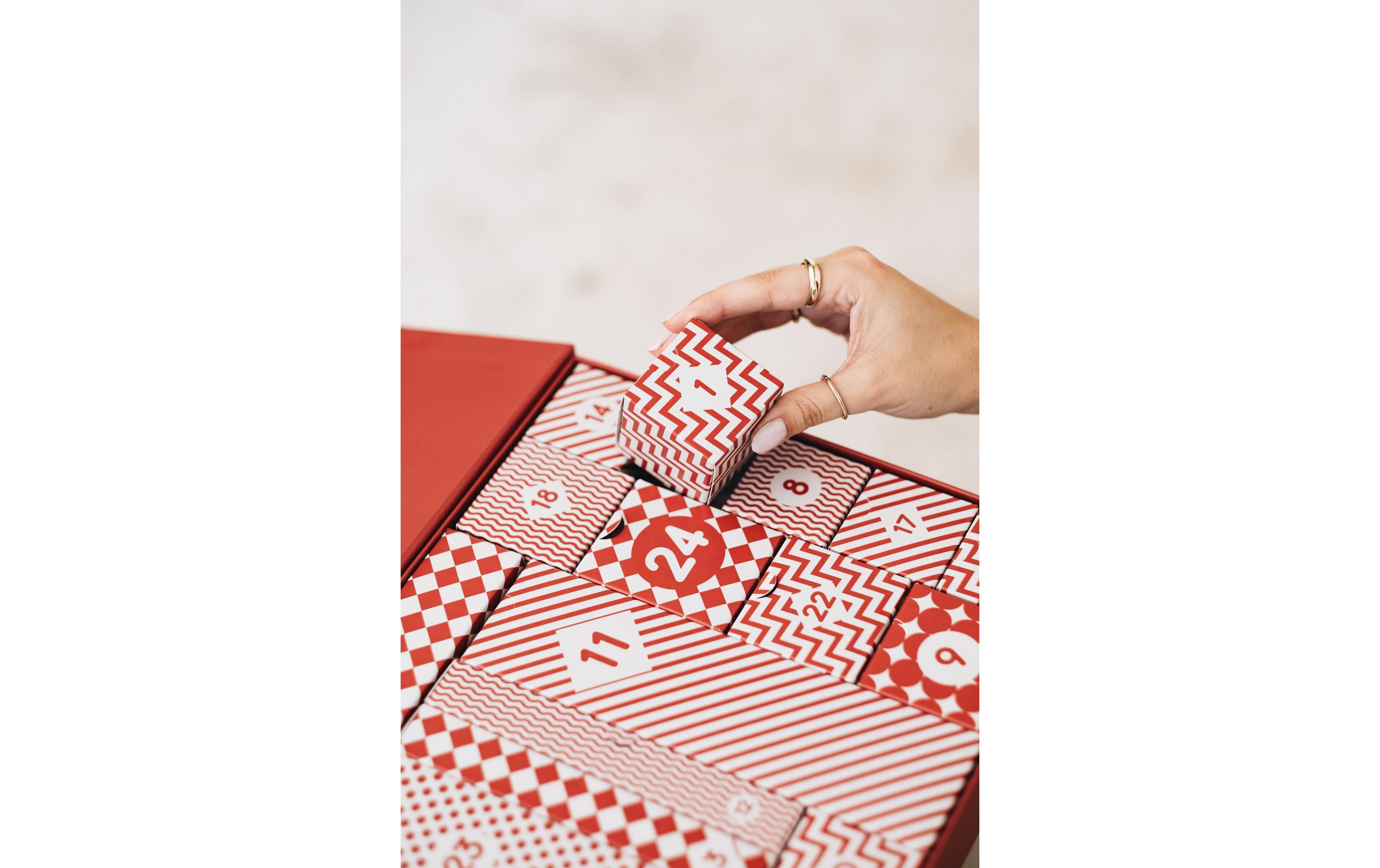 Adventskalender Duftkerzen und Diffuser<br>Adventskalender mit Mini-Produkten