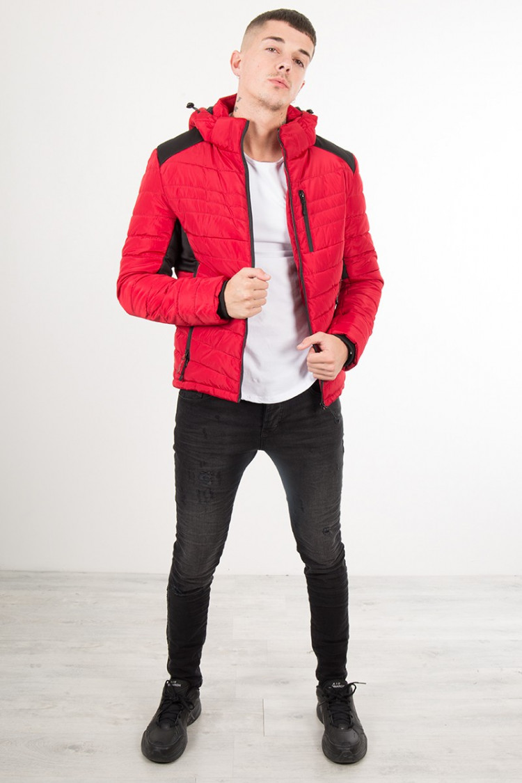 Veste matelassée rouge et noire
