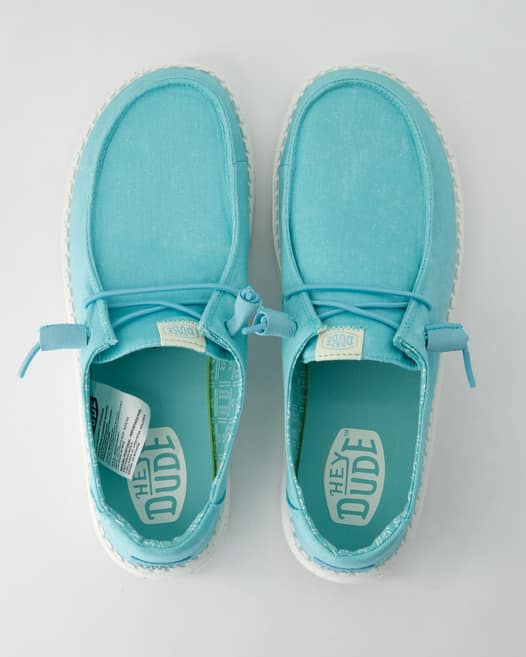 Hey Dude Wendy Canvas Sneaker in Grün