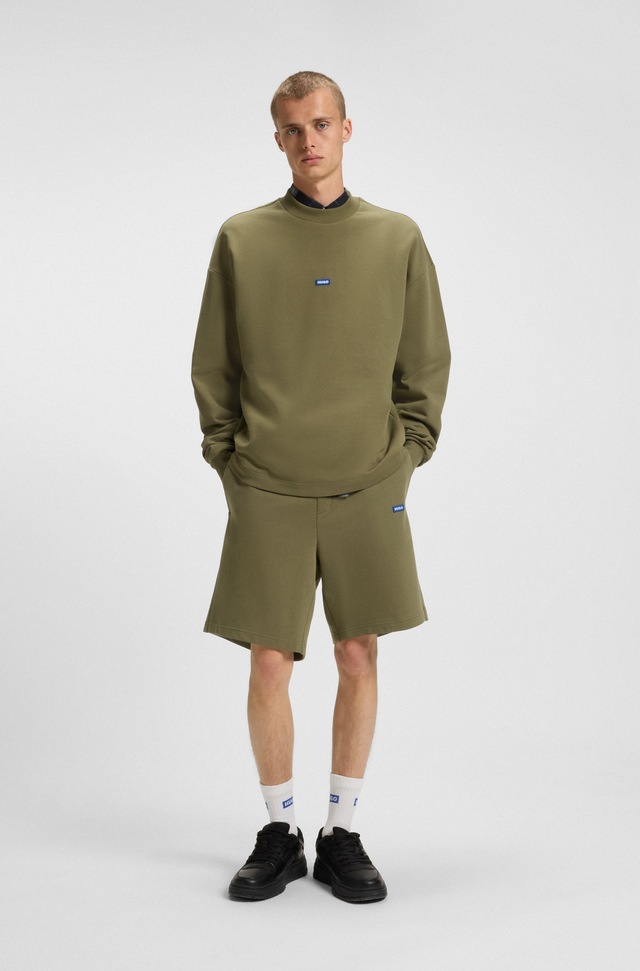 HUGO Blue Sweatshorts »Nasensio«  mit Markenlabel