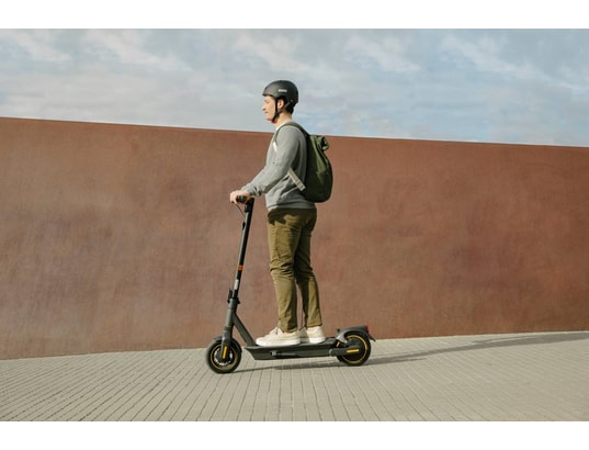 SEGWAY - Trottinette électrique Ninebot KickScooter MAX G2E