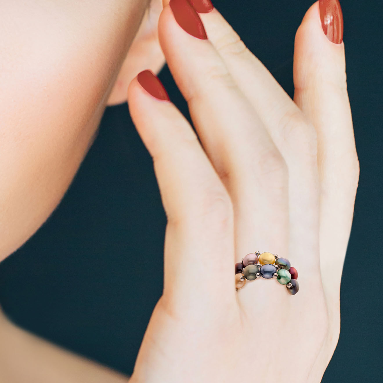 Mitzuko Bague élastique  2 rangs Perles d'Eau Douce multicolores