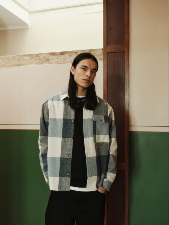 !Solid SDManheim Faded denim