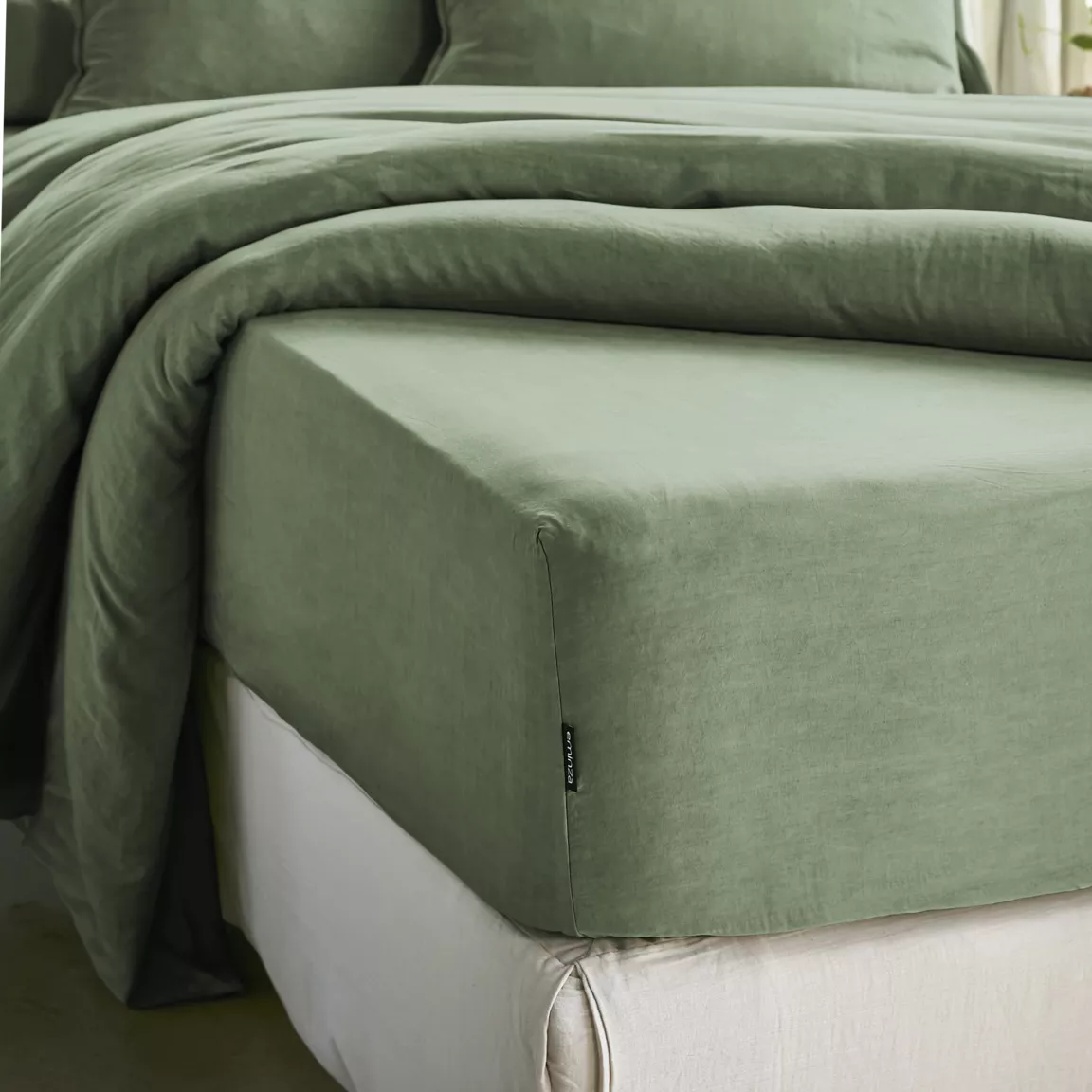 Drap housse lyocell Tencel™ lavé (140 x 200 cm) Olivia Vert romarin
