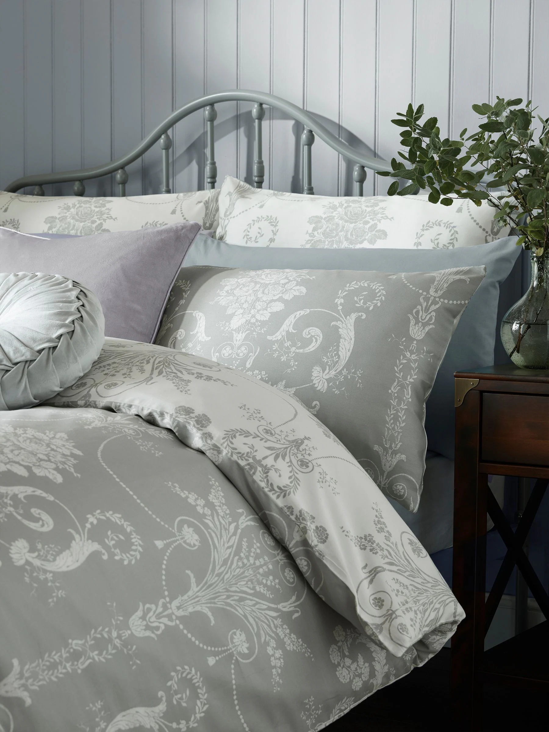 Laura Ashley 100% katoensatijn 200 -draads Josette dekbedovertrekset met kussenslopen