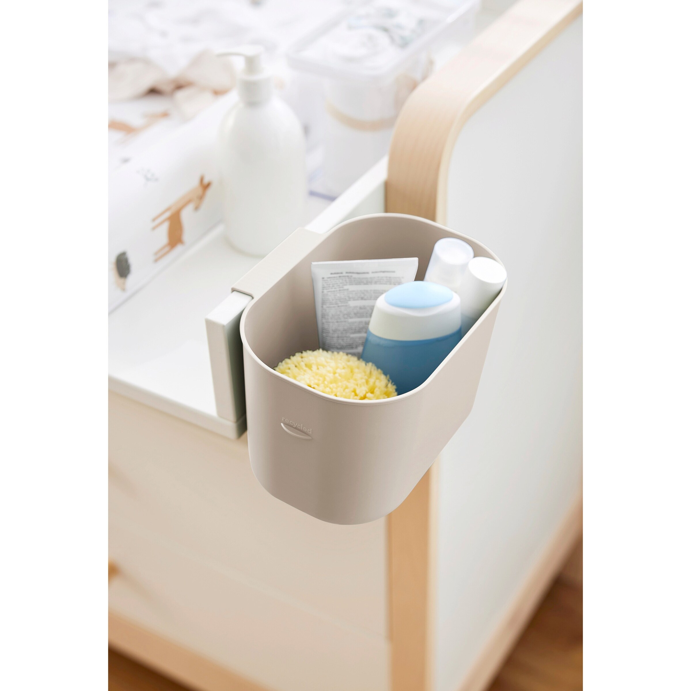 Rotho Babydesign Wickeltisch-Organizer KAYO 3,2 l cappuccino