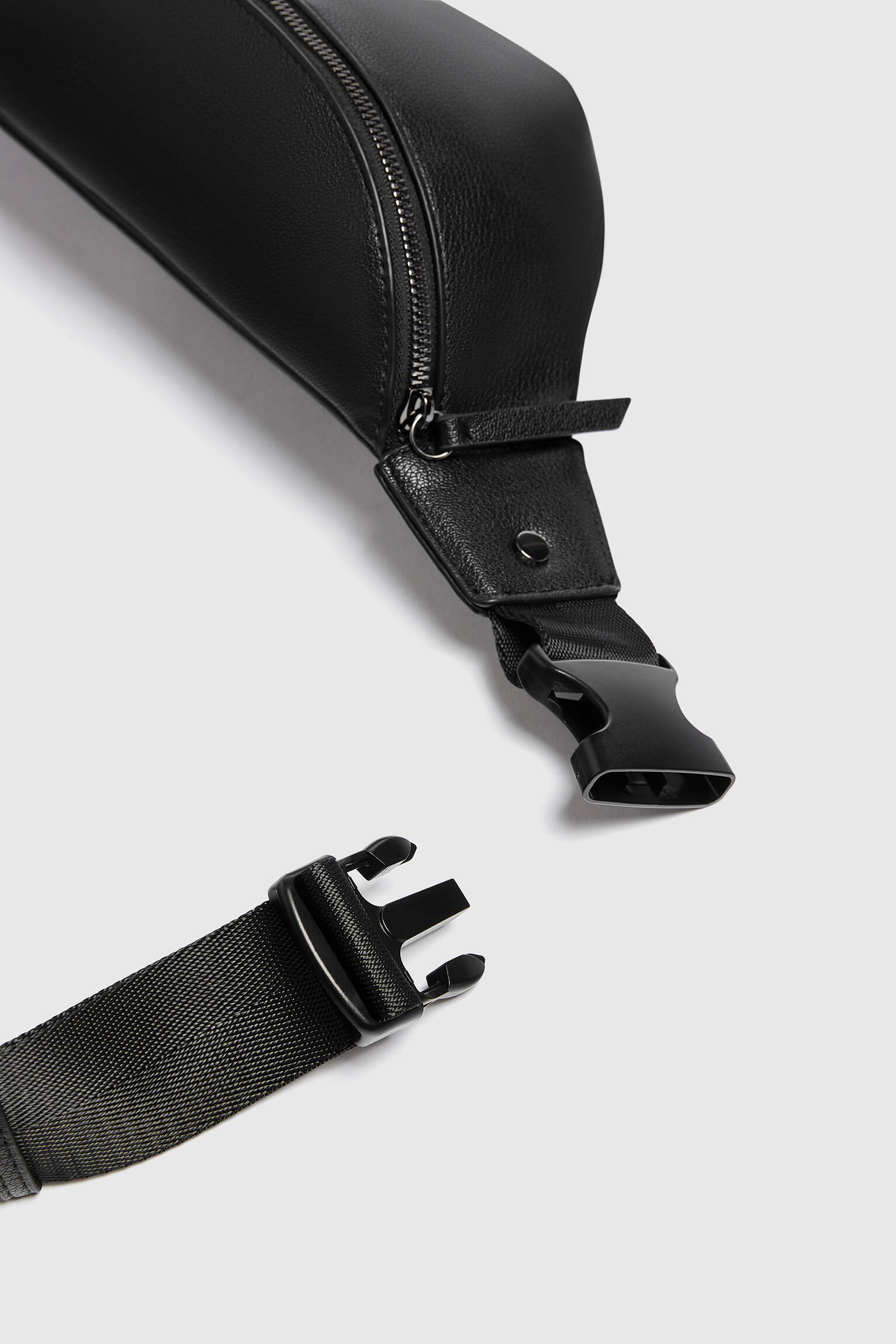 BOLSA DE CINTURA URBANA - PRETA
