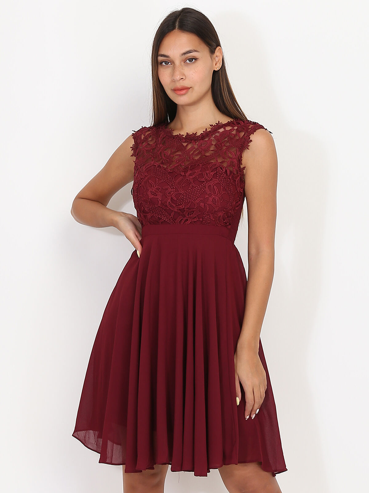 Robe avec dentelle- Bordeaux