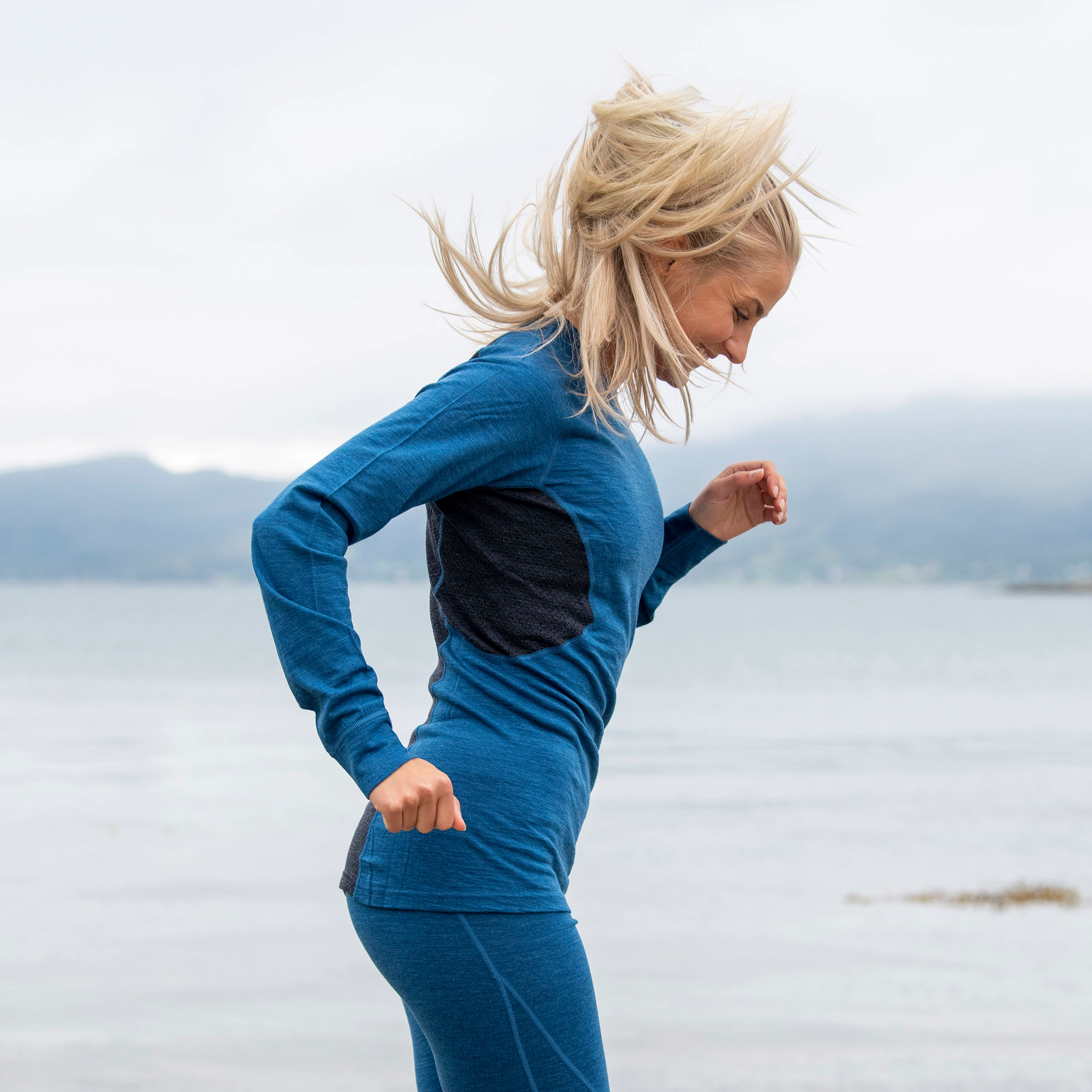 Inner:Pure W Long Sleeve Orion Blue / Solid Charcoal