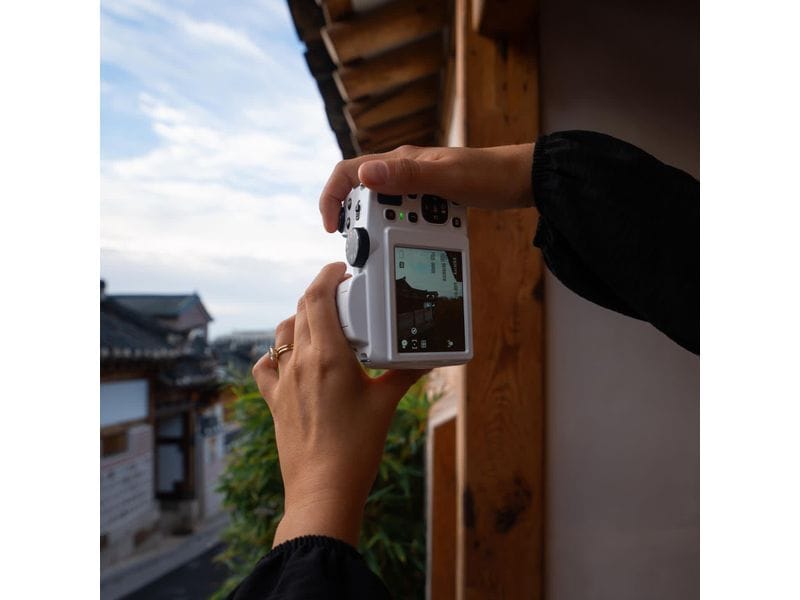 Kodak Fotokamera Pixpro Astra Zoom AZ255 – Weiss Vielseitige, kompakte Kamera für Foto- und Filmaufnahmen