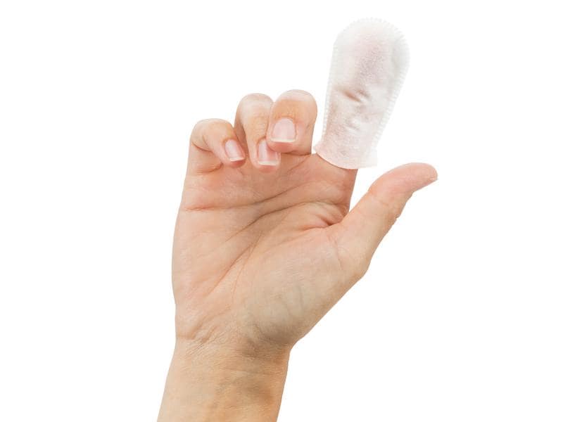 Trixie Ohrenreiniger Einweg-Fingerpads, 50 Stück Ohrenpflege für Hunde, Katzen und Kleintiere