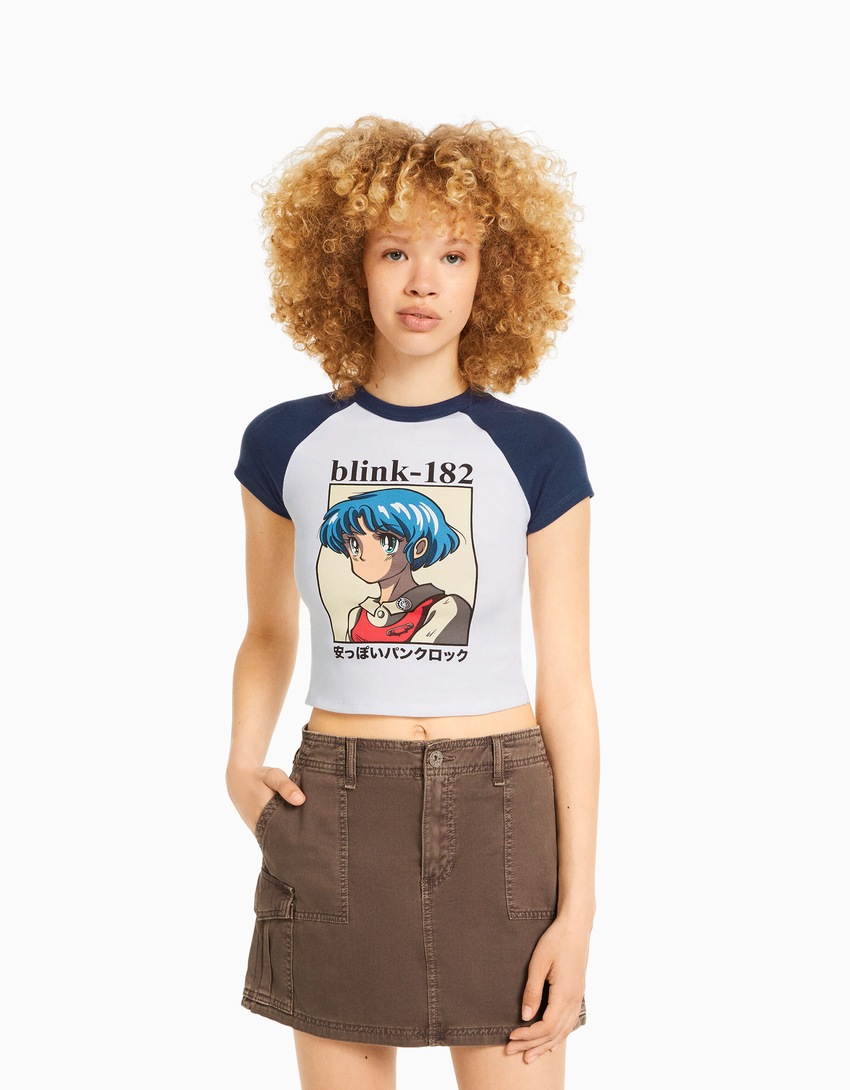 Camiseta raglan curta com estampa do Blink-182