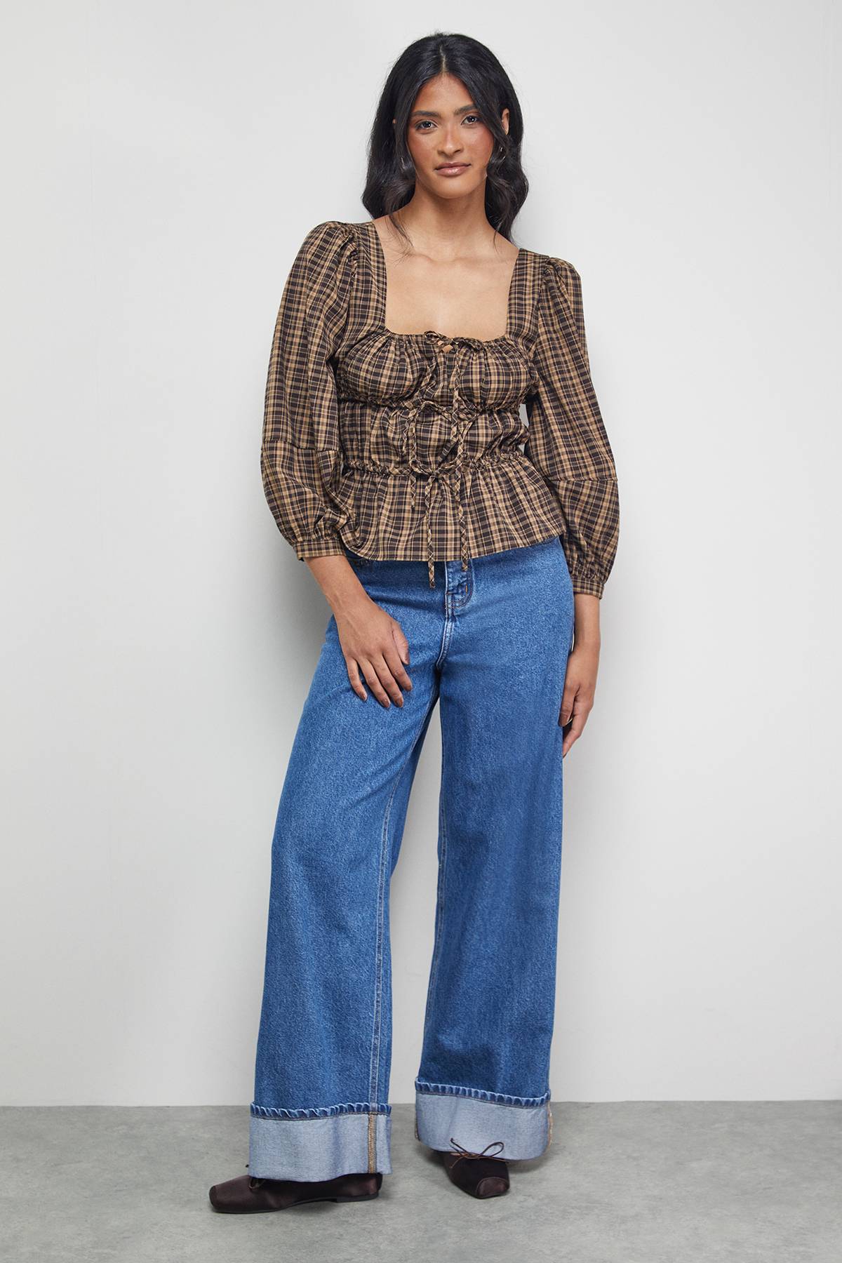 Warehouse Blouse à Carreaux avec Nœud et Encolure Carrée