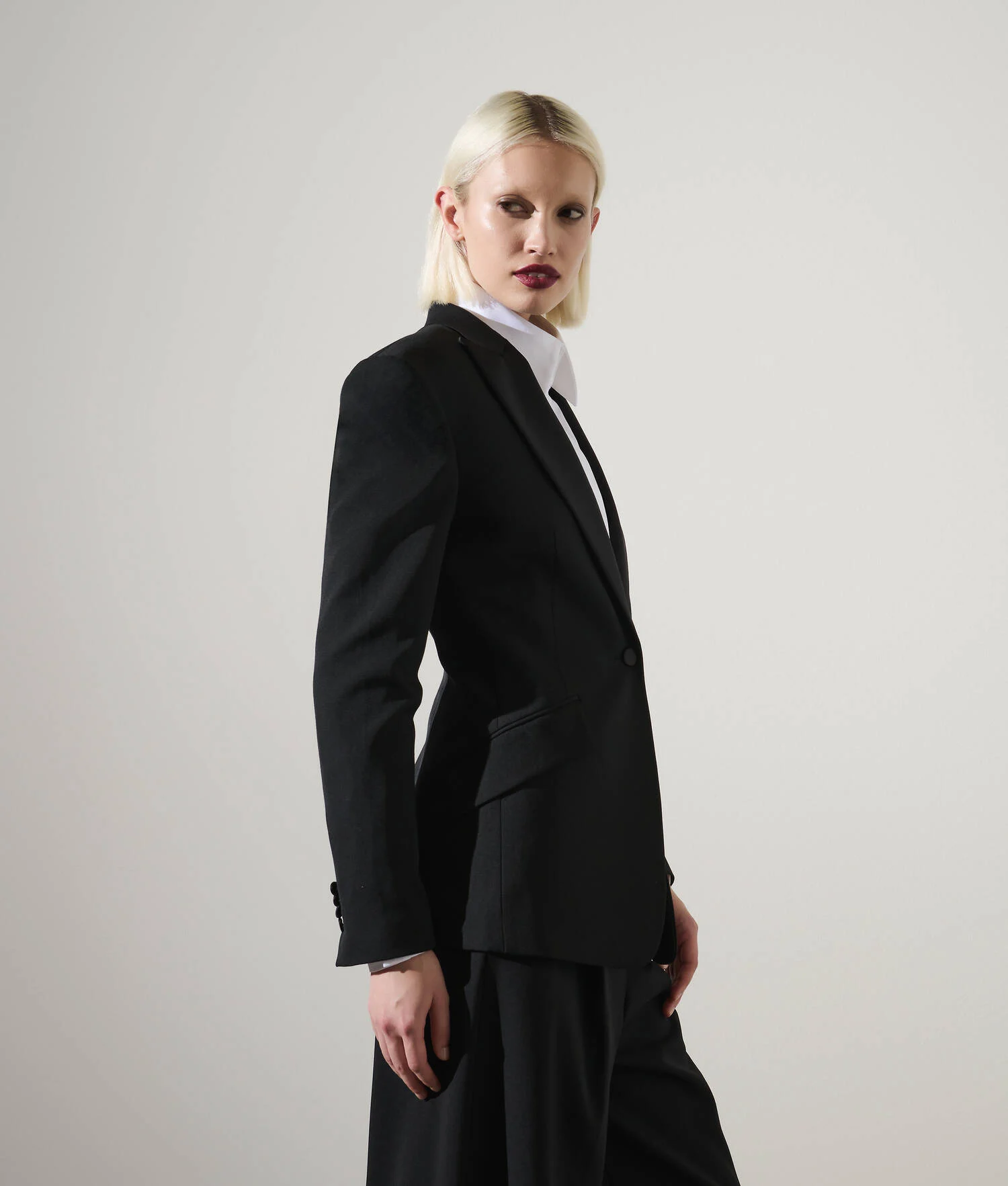BLAZER AJUSTÉ KARL STUDIO