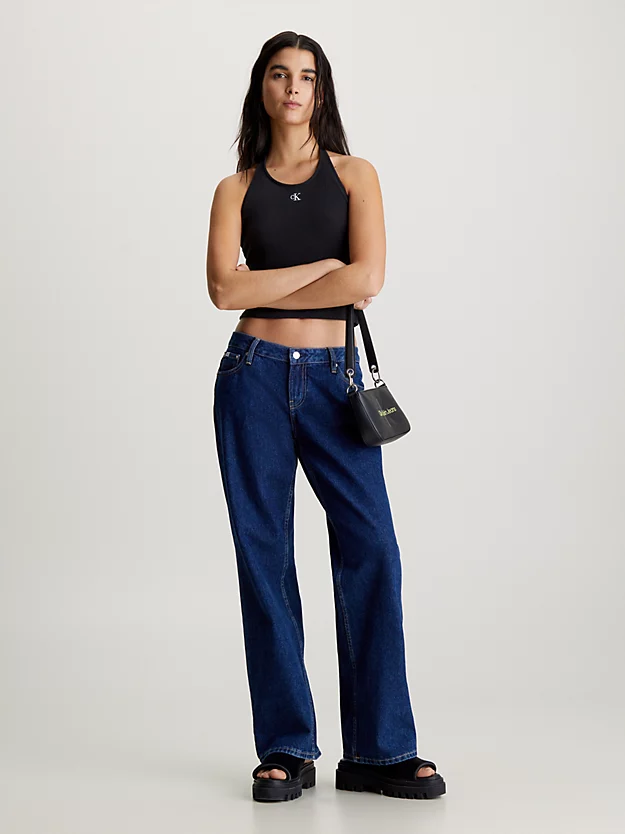 Top de malha texturizada com decote halter