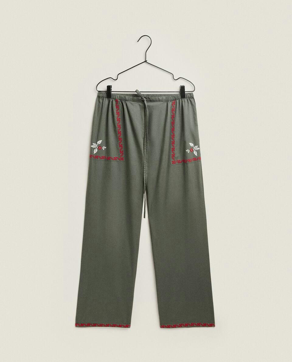 CALÇA DE PIJAMA COM BORDADO DE NATAL