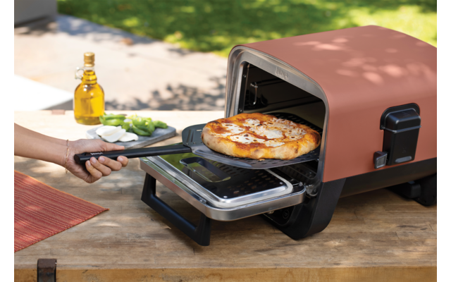 Ninja Woodfire 8 in 1 Outdoor Ofen 2400 W