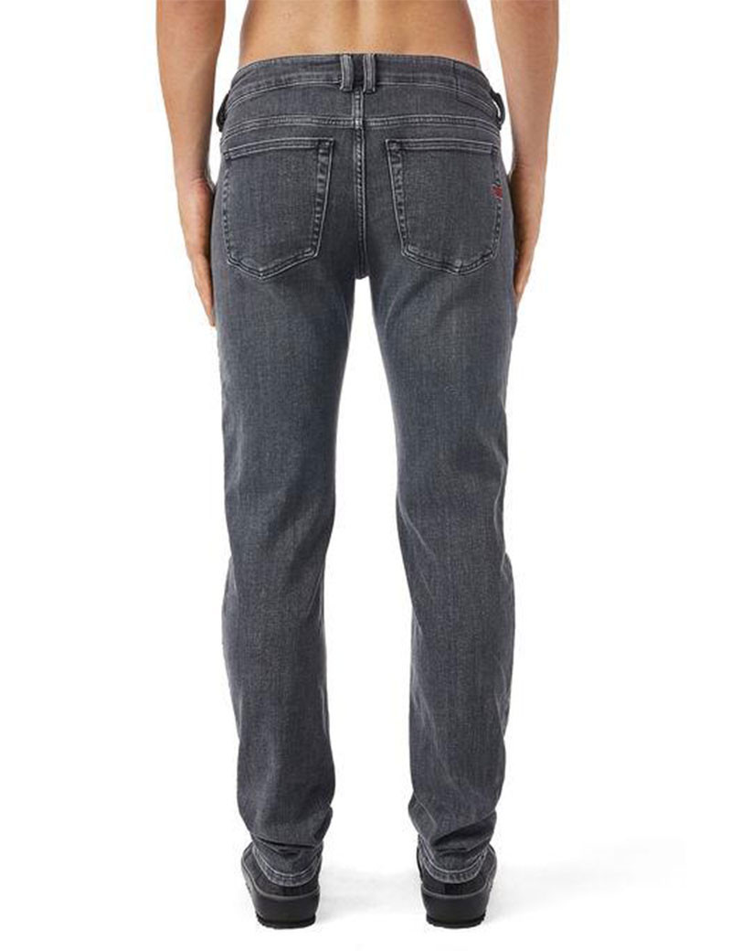 DIESEL JEAN HOMME SLEENKER 9B97