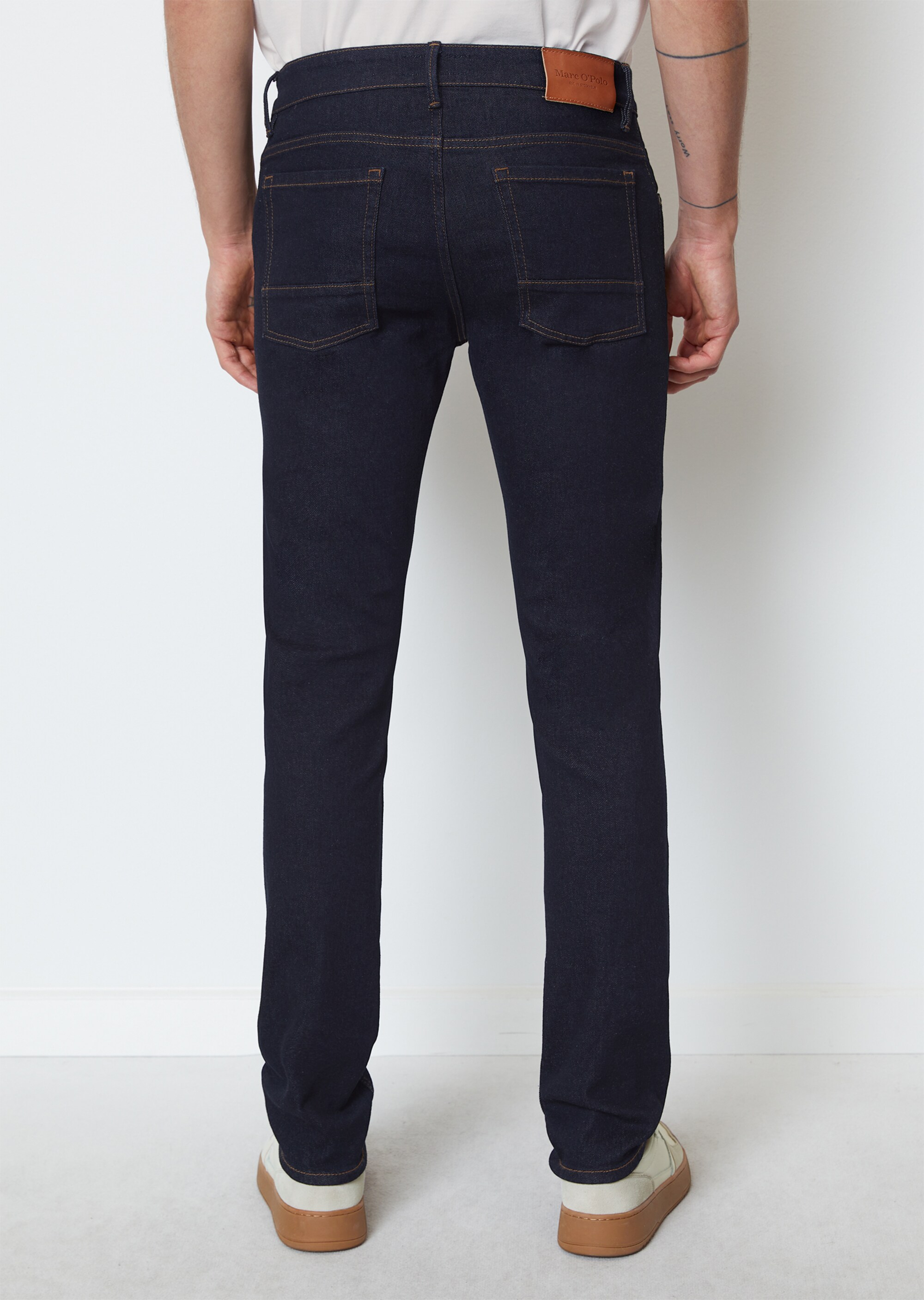 Jeans Modell SJÖBO shaped aus Bio-Baumwolle-Mix
