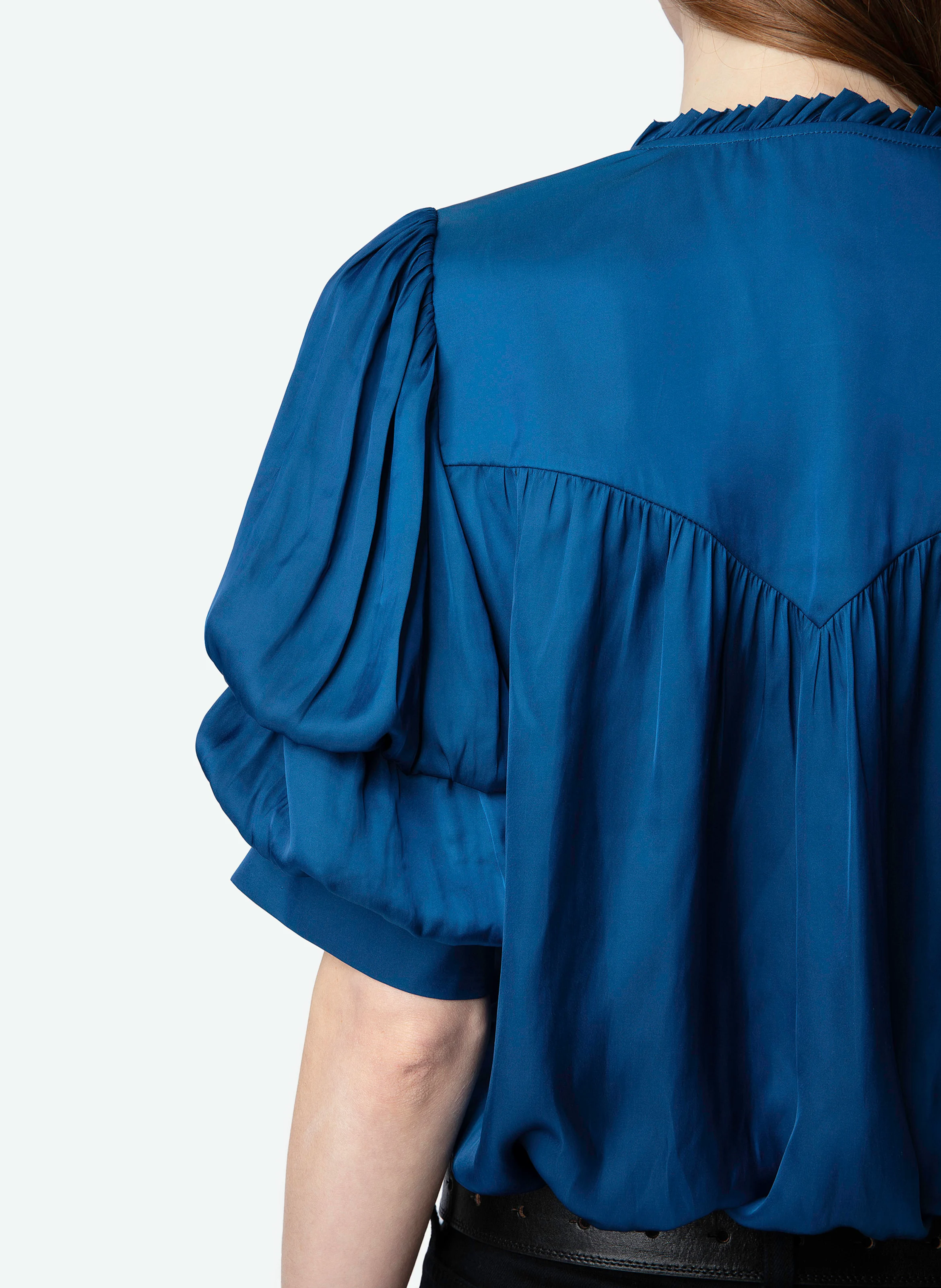 TASTE - Blouse droite col V en fibres recyclées mélangées | Bleu