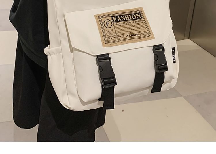 Hikuozy - Nylon Tote Bag met gesp en letterprint