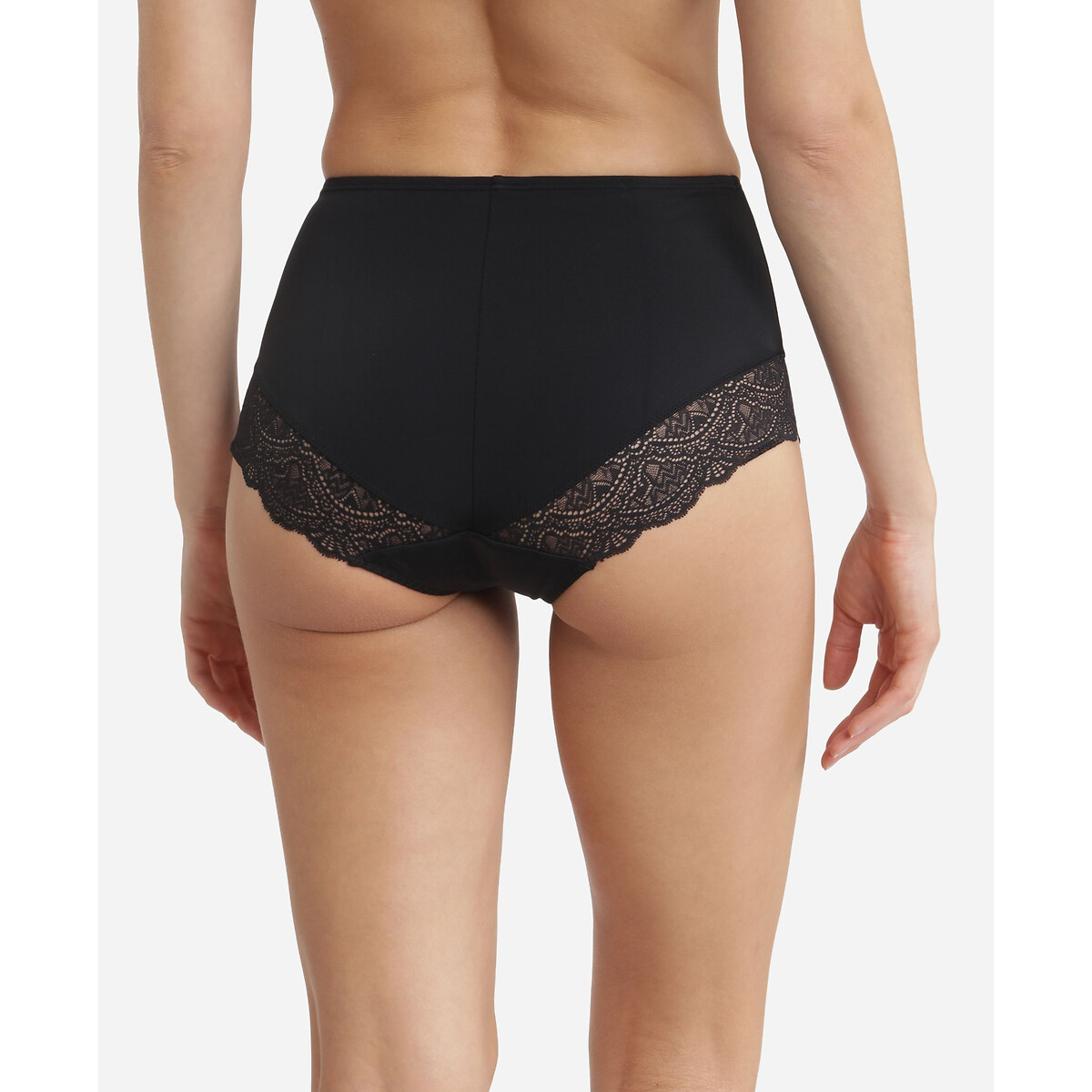 Calcinha de cintura alta DIM, efeito barriga lisa Eco Dim