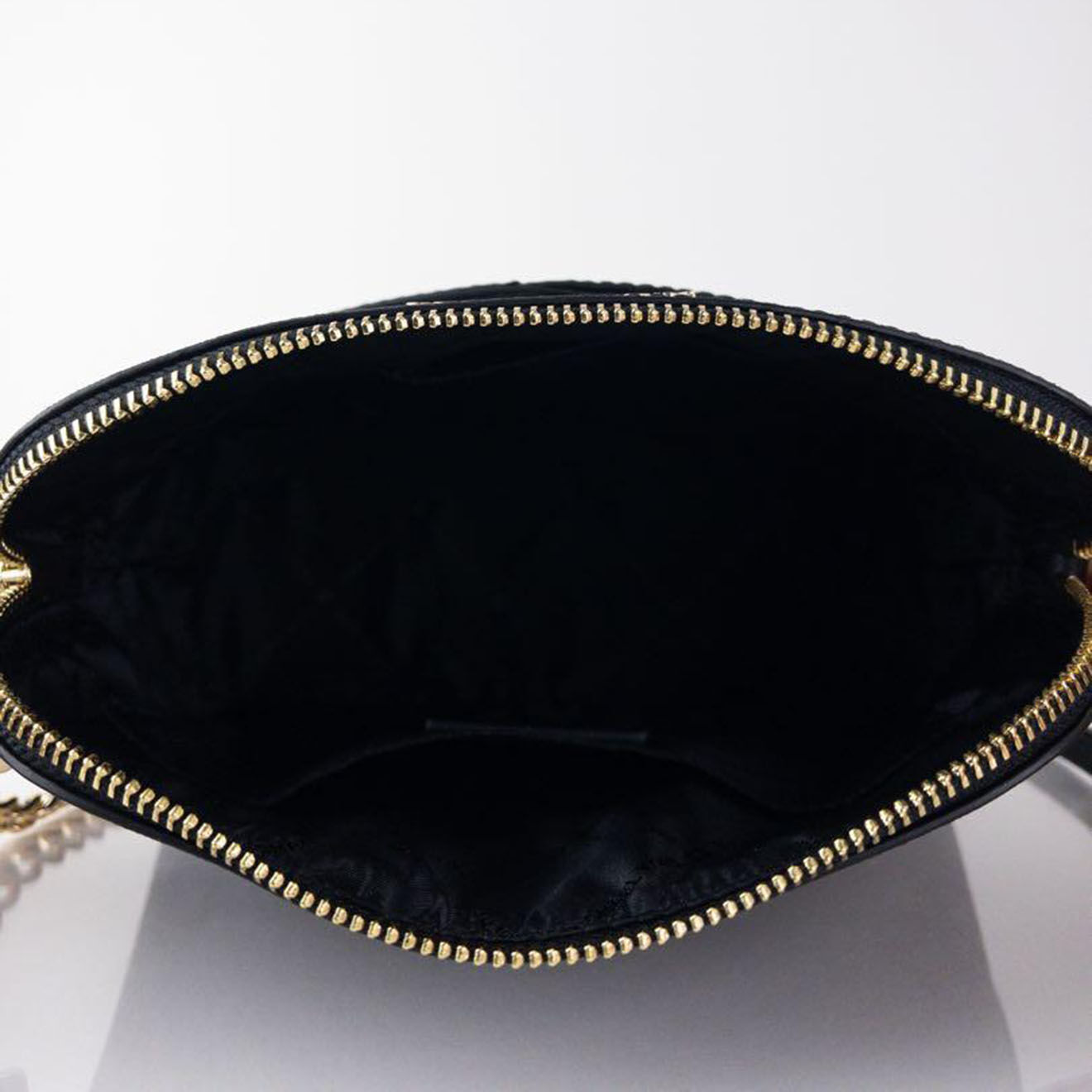 Michael Kors Sac bandoulière en Cuir medium Jet Set Travel  noir - 20x17.8x6.35 cm