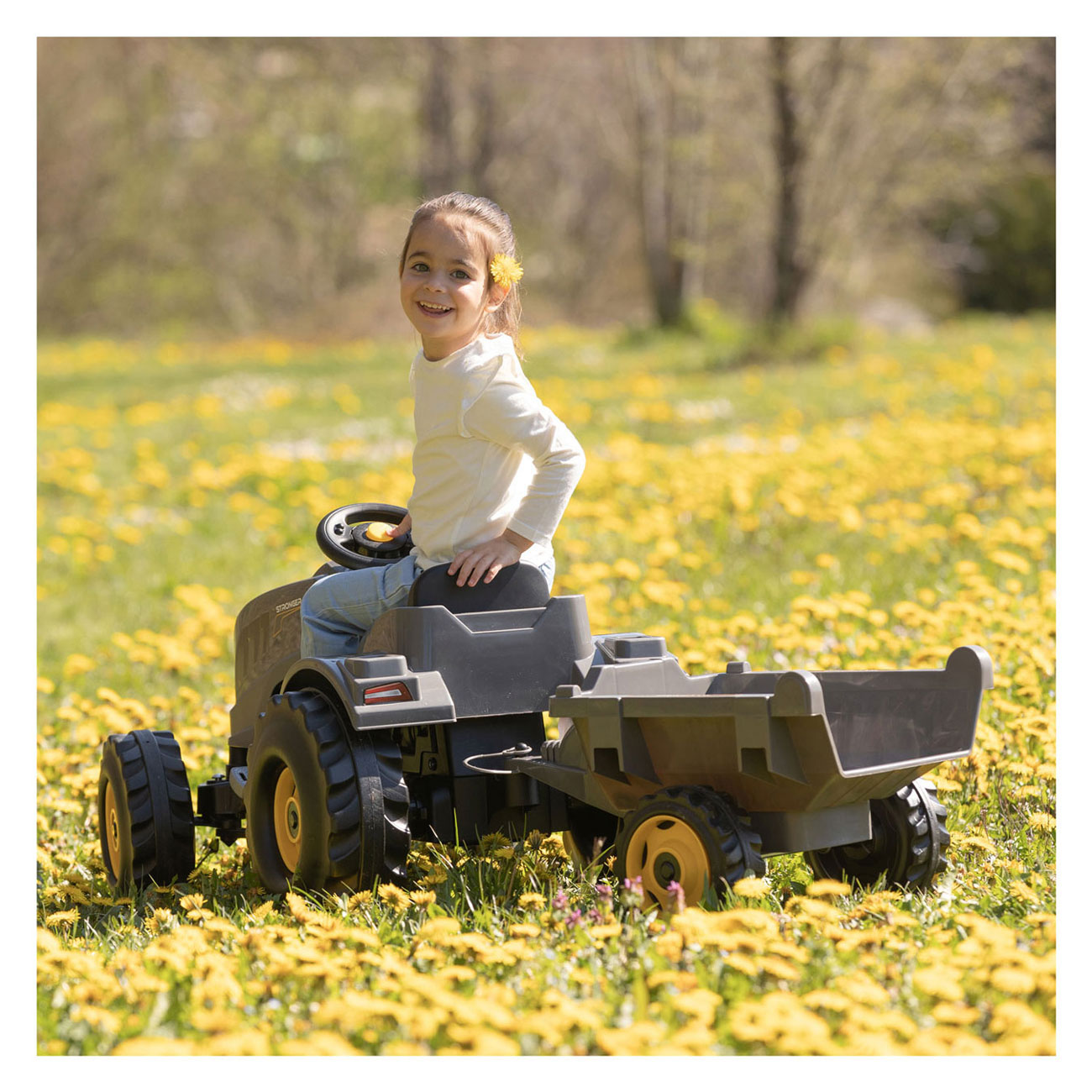 Smoby Stronger XXL Traptractor met Trailer Grijs