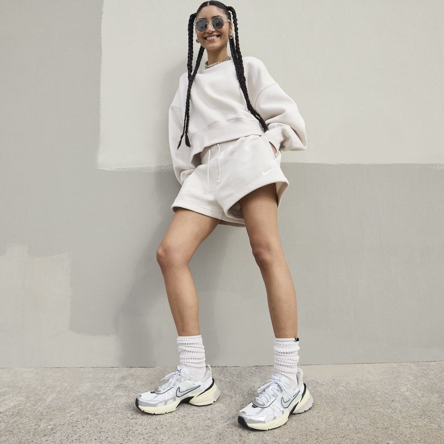 Nike V2K Run Shoes SUMMIT WHITE/METALLIC SILVER