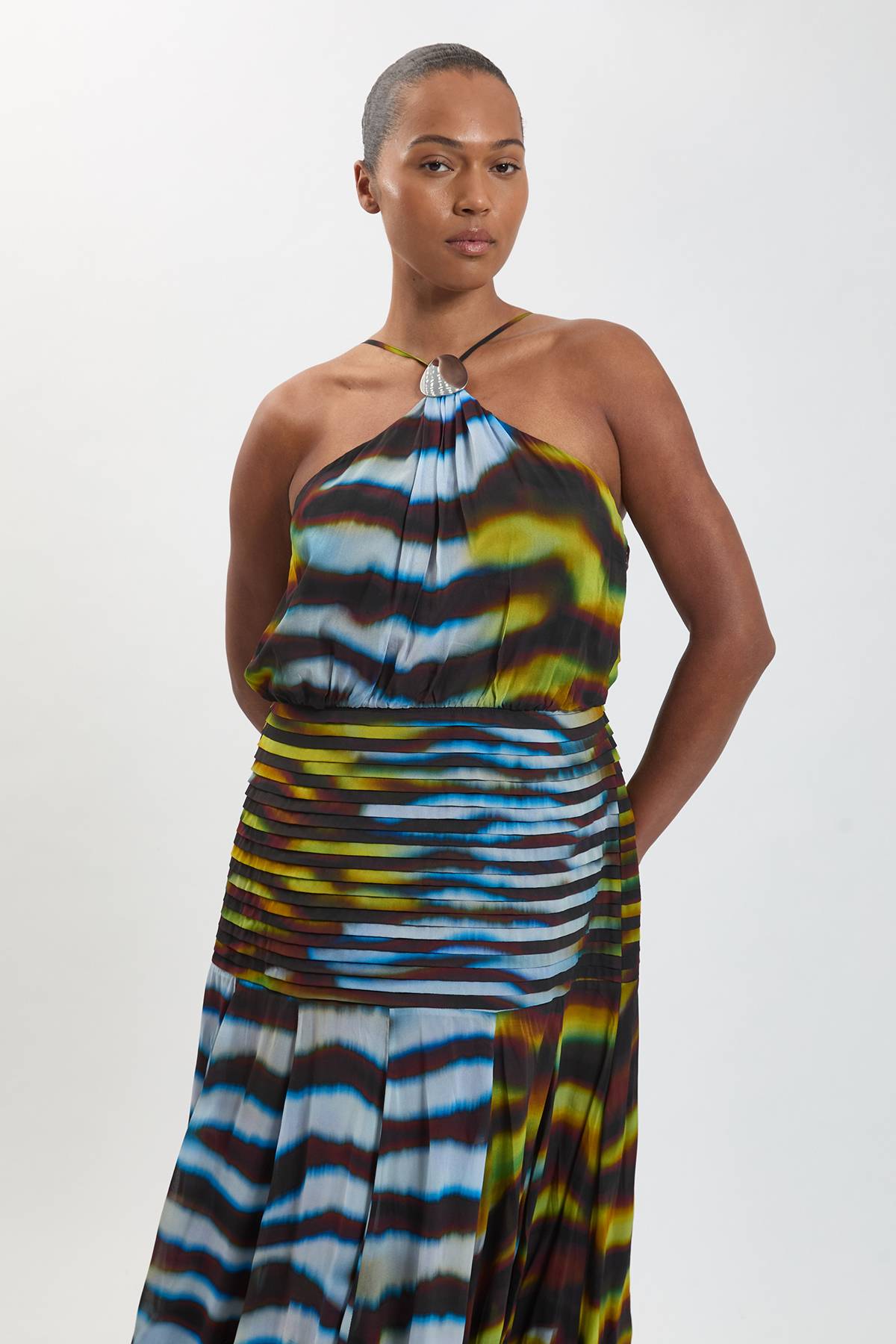 KarenMillen Robe Maxi Grande Taille En Georgette De Viscose À Ourlet Tombant Imprimé Animal Col Licou Tissé