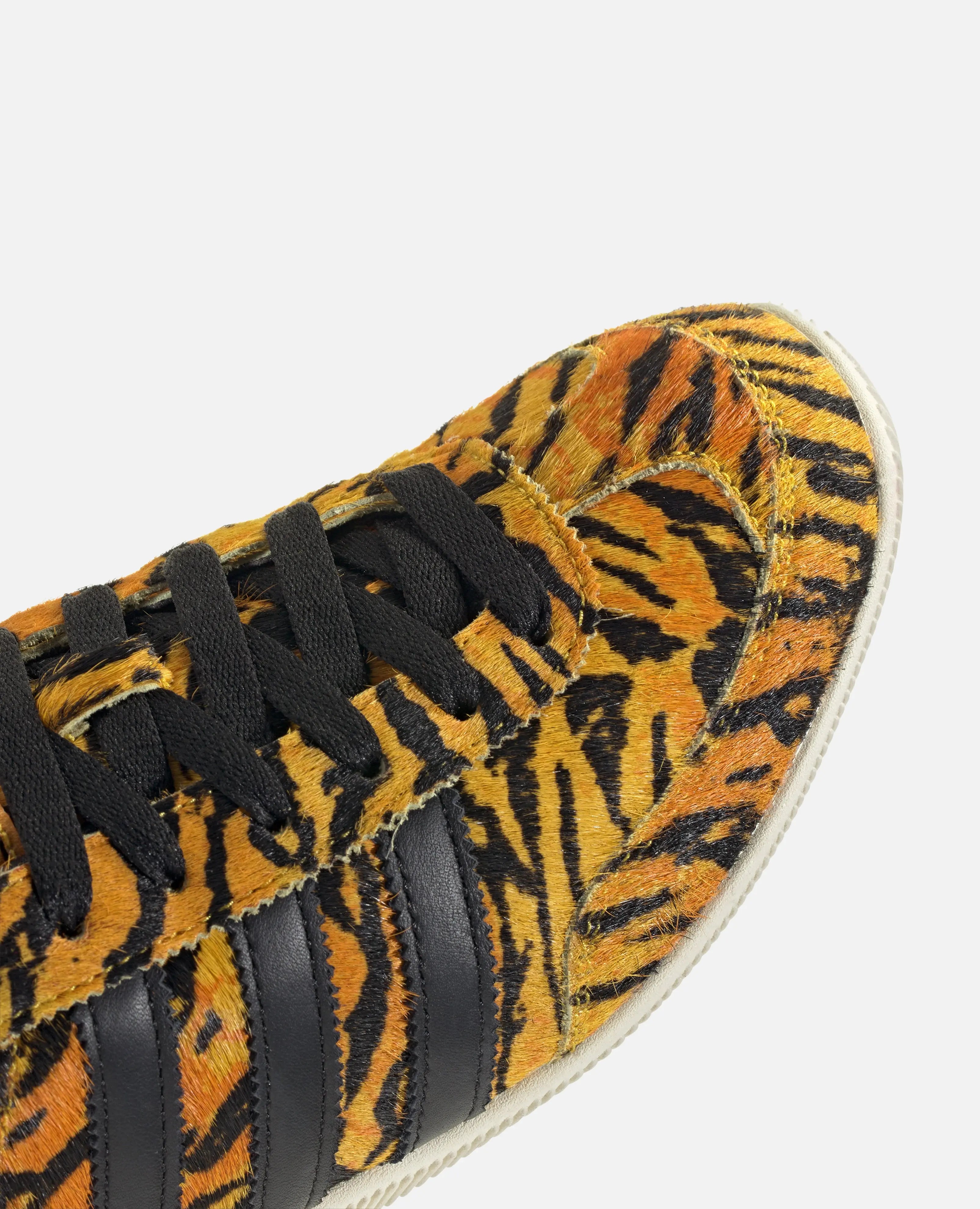 adidas Japan W (Yellow/Core Black/Creyell)