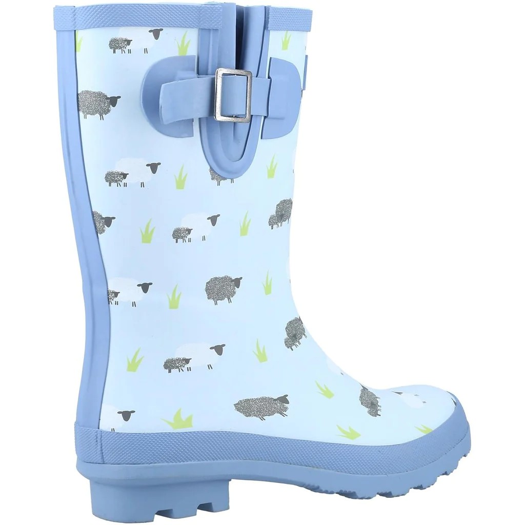 Botas de chuva com estampa de ovelhas em fazenda de Cotswold